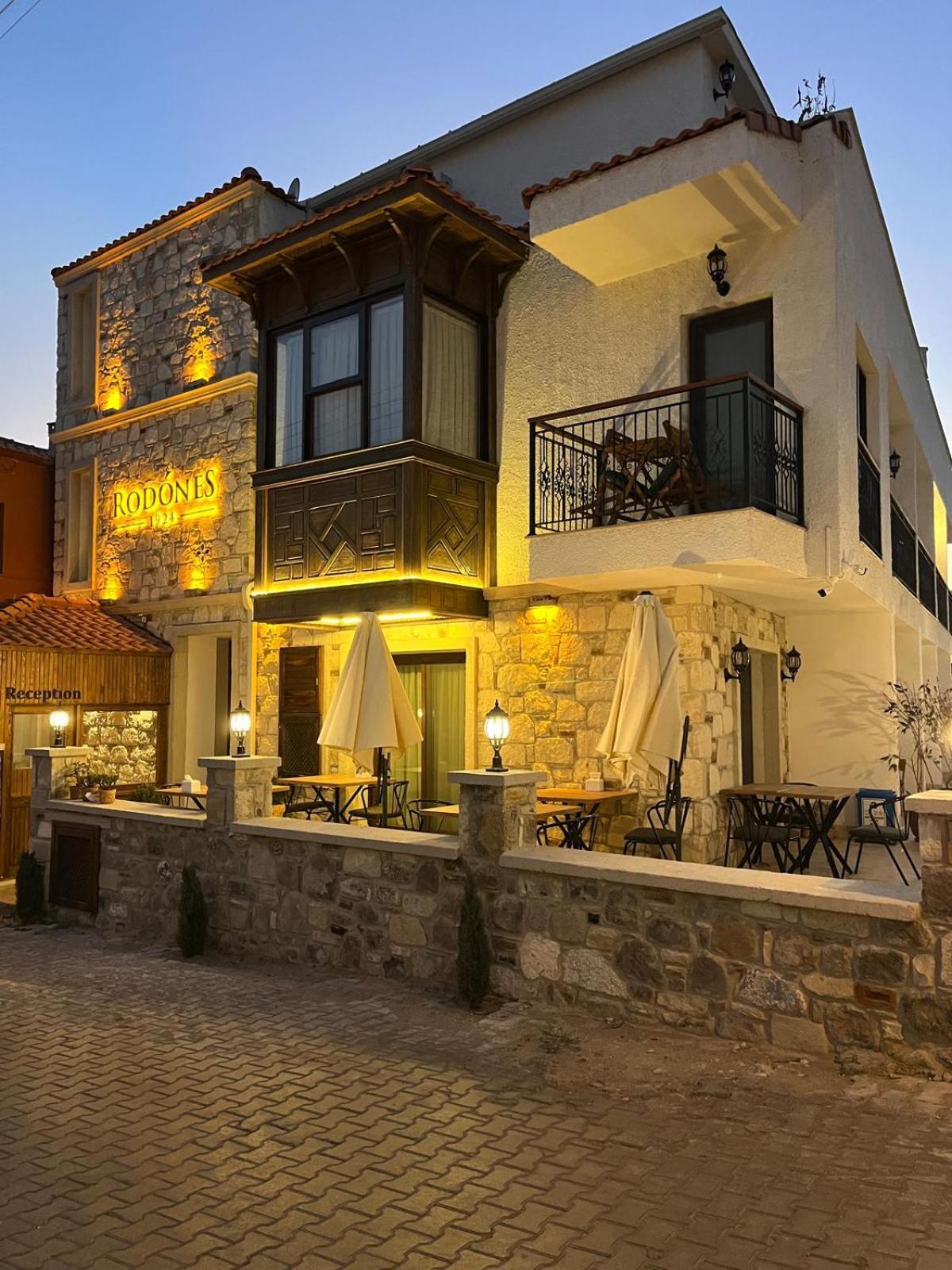 Rodones 1924 Hotel